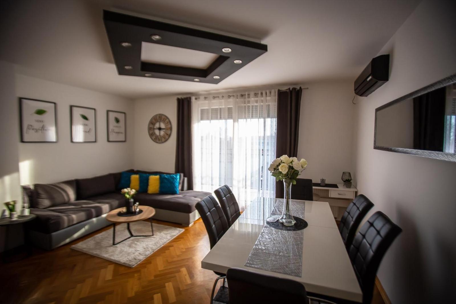 Apartman Elly Славонський Брод Екстер'єр фото